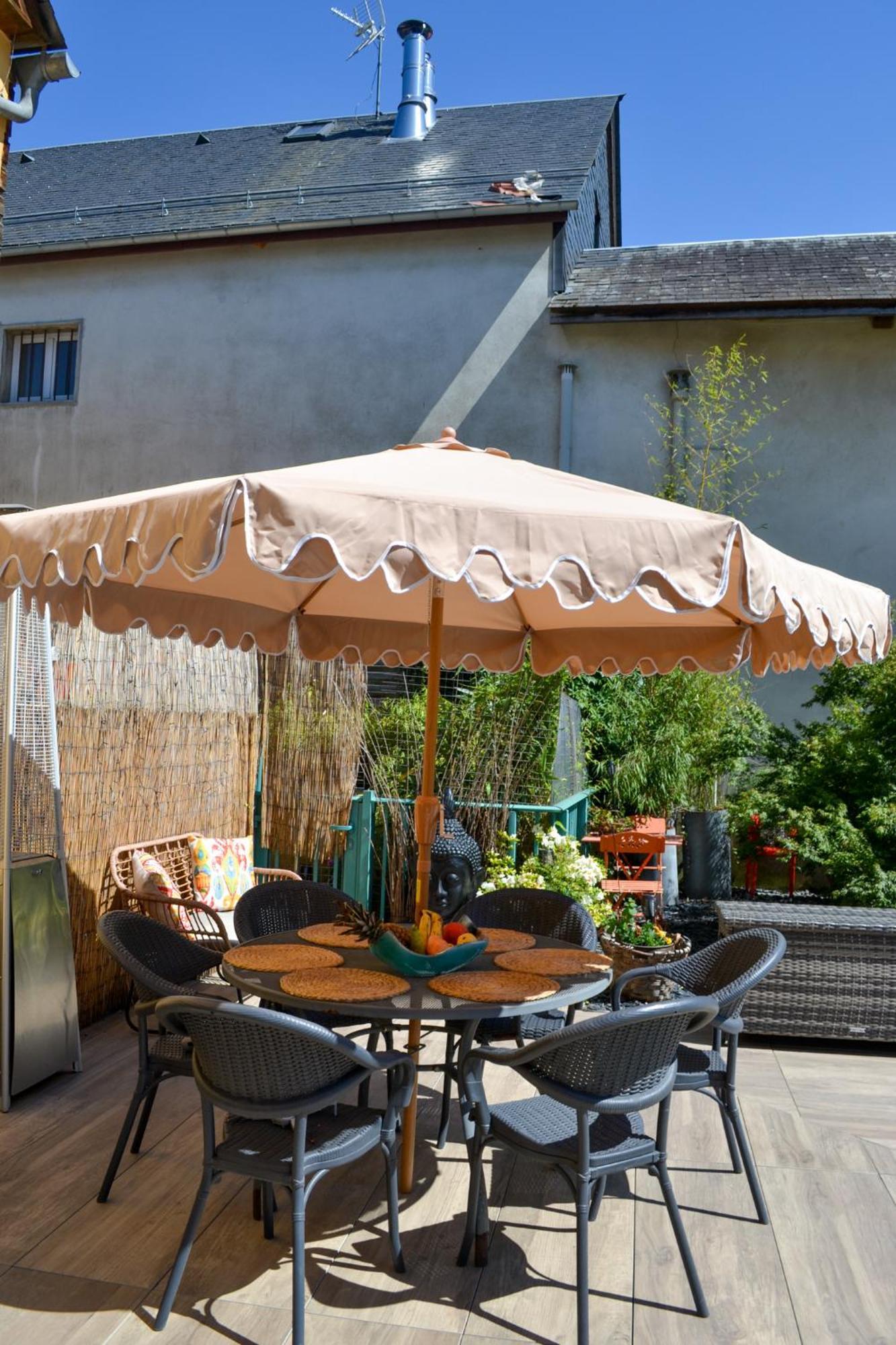 A Nouste chambres d'hotes et gite Campan Extérieur photo